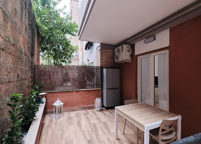 Con Terrazza Privata Velarium 1bdr - Ospedale Gemelli Apartment *
