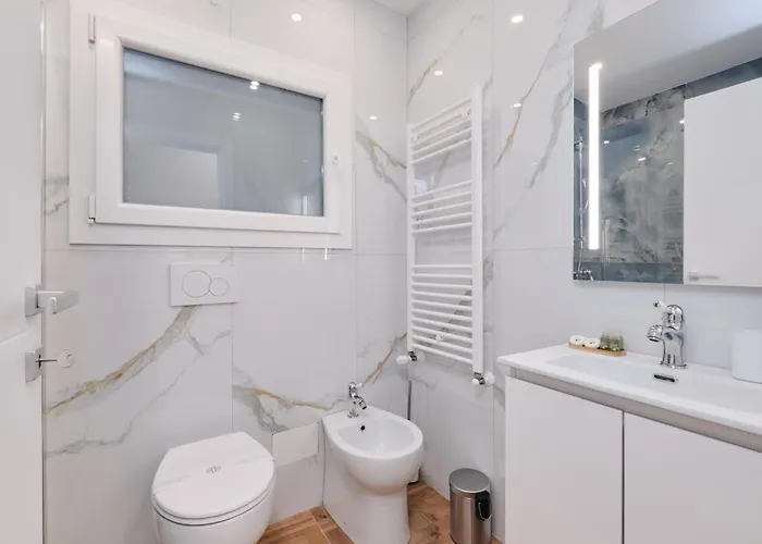 Con Terrazza Privata Velarium 1bdr - Ospedale Gemelli Apartment