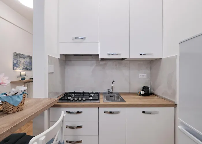 Con Terrazza Privata Velarium 1bdr - Ospedale Gemelli Apartment Rom