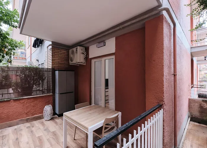Con Terrazza Privata Velarium 1bdr - Ospedale Gemelli Apartment *